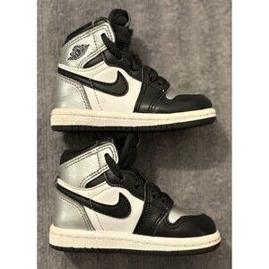 Nike Air Jordan Retro 1 OG Toddler Silver Toe Size 4C CU0450 001